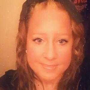 Meet your Posher, Dmarie